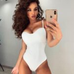 эскорт-модели с пышными формами